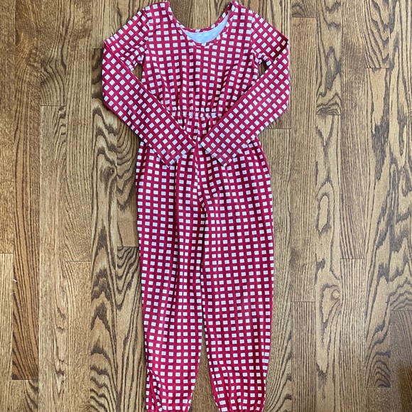 Red and white check long sleeved Hanna Andersson jumpsuit, size 6-7, great cond - Picture 4 of 11